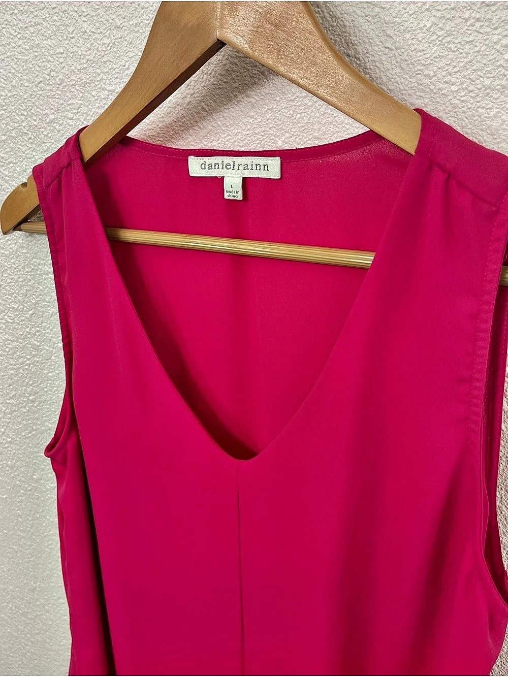 Daniel Rainn Sleeveless Sheer V-Neck Fuchsia Pink Size Large